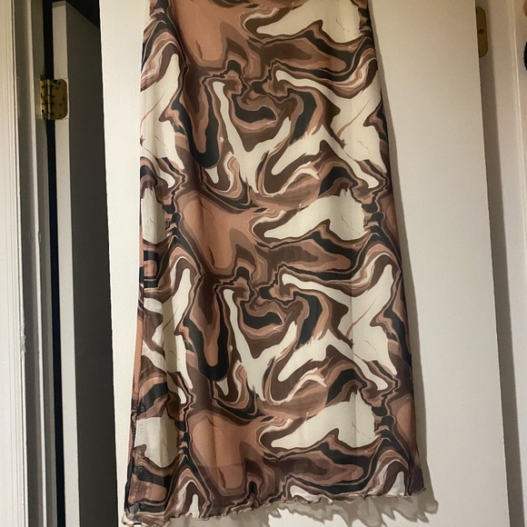 stradivarius mesh tie dye midi skirt - Picture 2 of 3